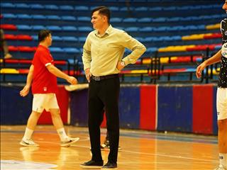 کشاورز، در آستانه هدایت پالایش نفت شازند