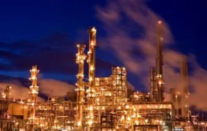 پایان موفقیت‌آمیز بزرگ‌ترین عملیات اورهال خاورمیانه در پالایشگاه شازند / جهش تولید بنزین با راه‌اندازی واحدهای آیزوماکس و RFCC