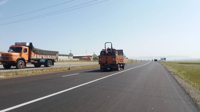 ۳۵ کیلومتر از محور ازنا_شازند زیر بار ترافیک رفت