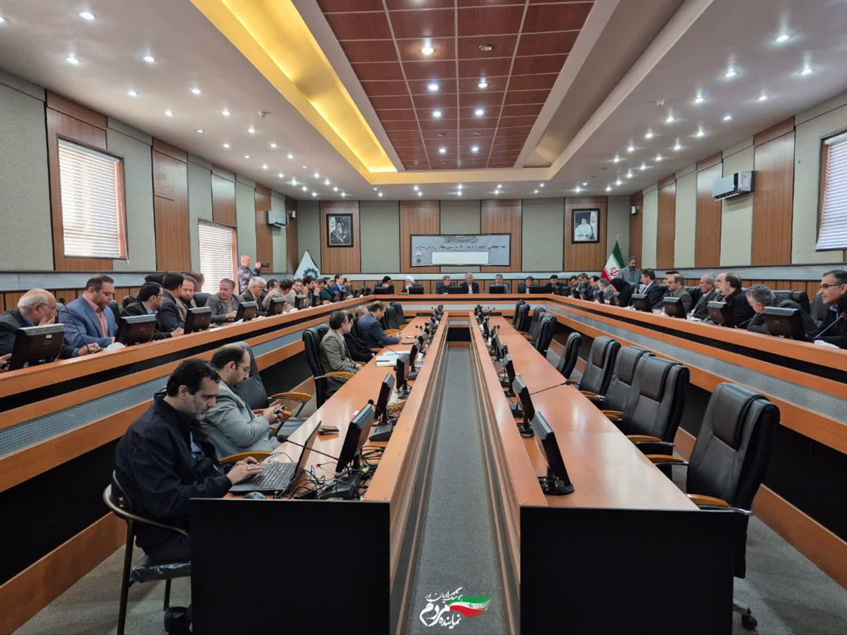 توسعه شهری مهاجران با پیگیری اعضای شورای اسلامی شهر و حمایت مسئولان ارشد استان کلید خورد.