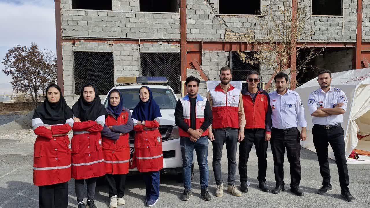 تمرین آمادگی برای روزهای دشوار؛ برگزاری بیست‌وهفتمین مانور سراسری زلزله در مدارس شازند