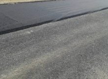 جاده روستای قلعه عباس‌آباد شازند تعریض و آسفالت شد