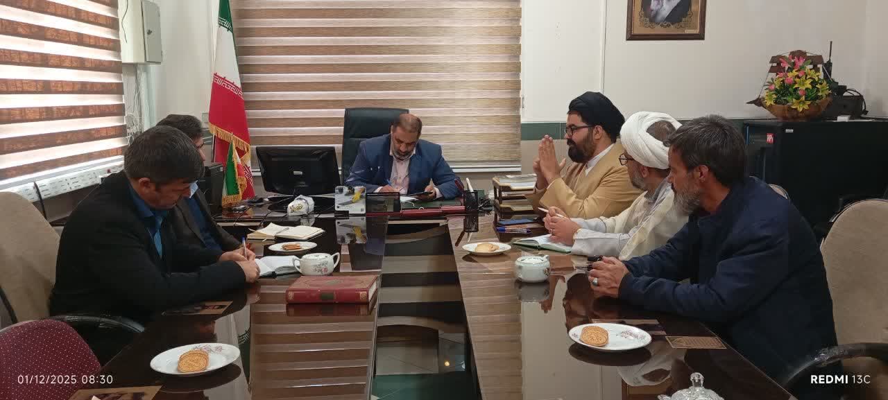 نشست هماهنگی و برنامه‌ریزی “شبکه مدیریت محله‌محور شهر هندودر” برگزار شد