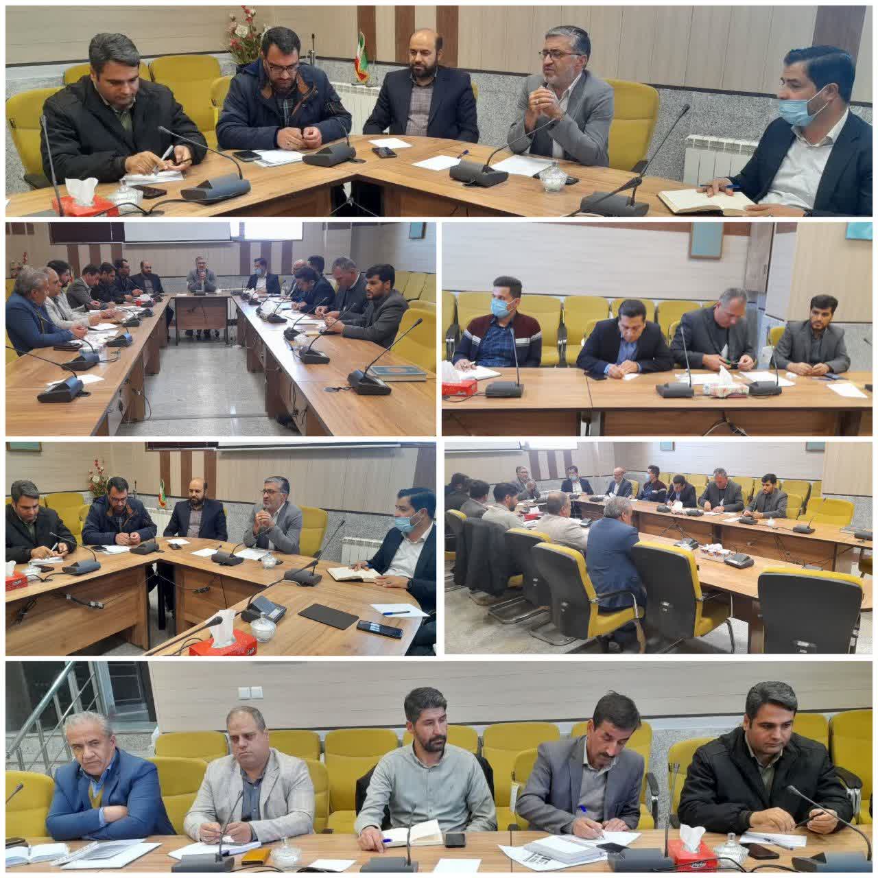 بررسی میدانی چالش‌های شهری شهباز؛ فرمانداری شازند برای حل مشکلات وارد عمل شد