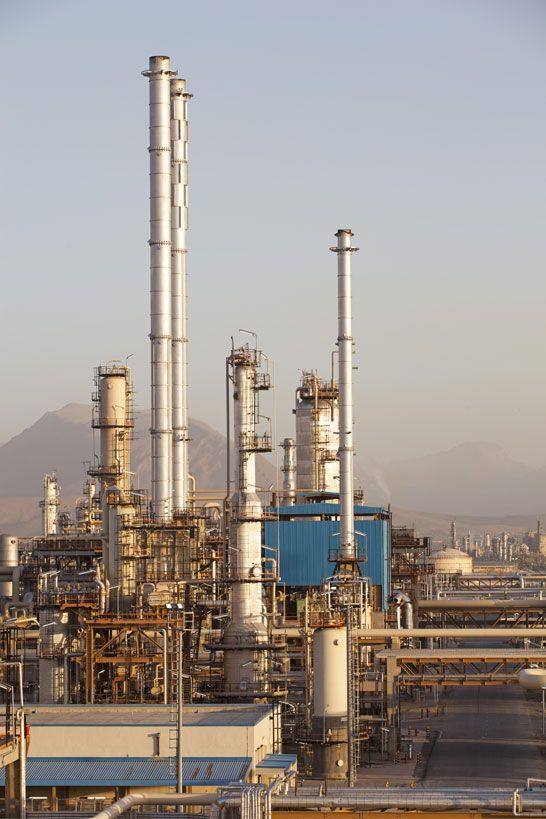 تغییر رویکرد پالایشگاه شازند به سمت توسعه پایدار و مسئولیت‌پذیری زیست‌محیطی