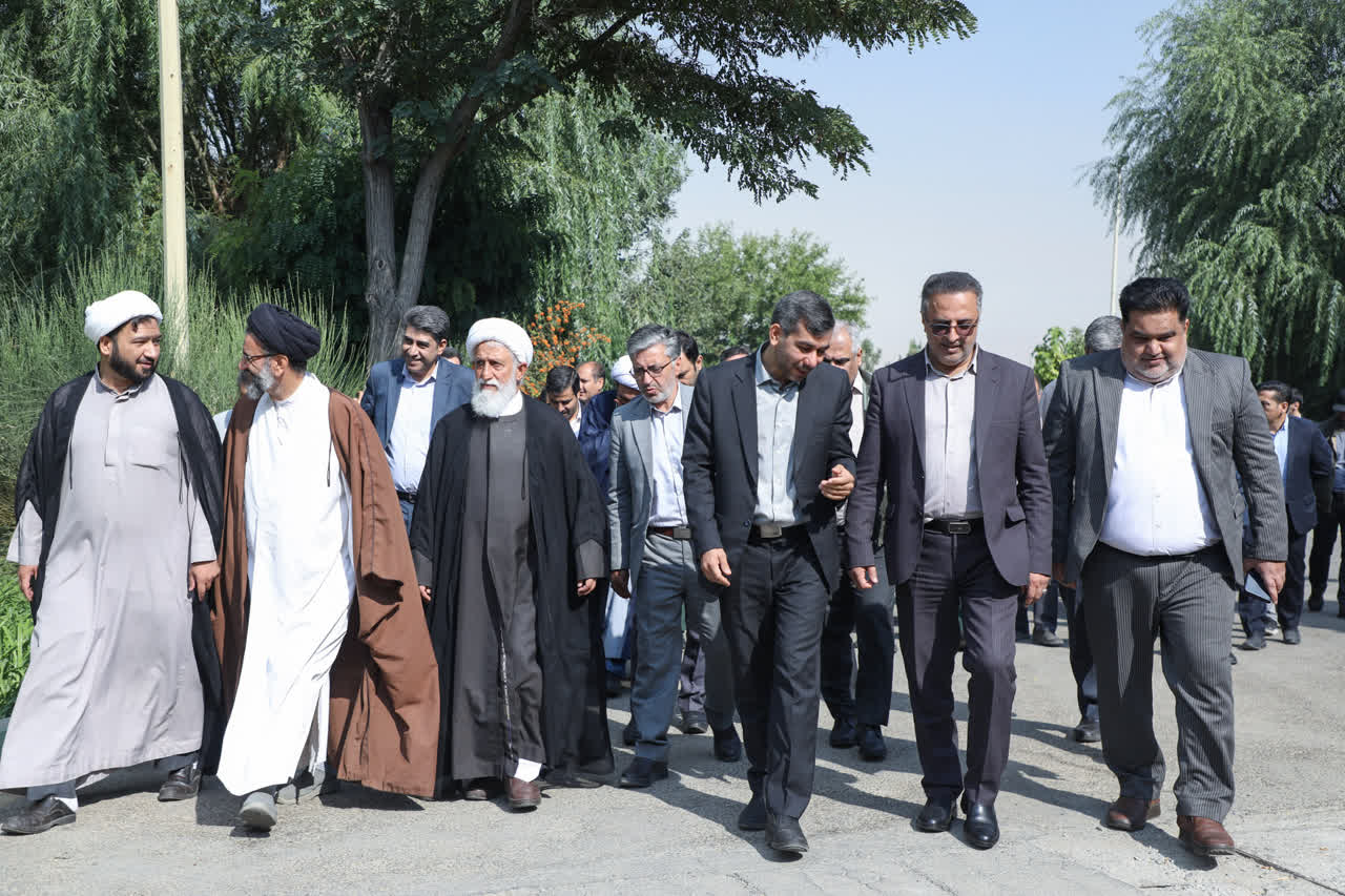 برگزاری پیش‌اجلاسیه شهدای کارگری شهرستان شازند در نیروگاه حرارتی